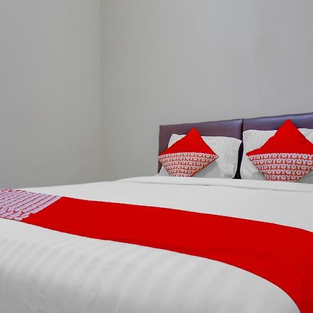 Oyo 117 Blueberry Homestay Dżakarta Zewnętrze zdjęcie